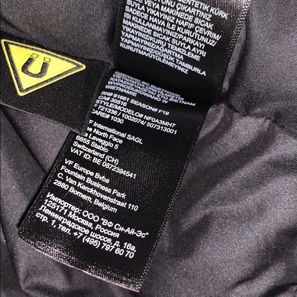 NWT The North Face Defdown Parka GTX, Red, Medium - Picture 14 of 16